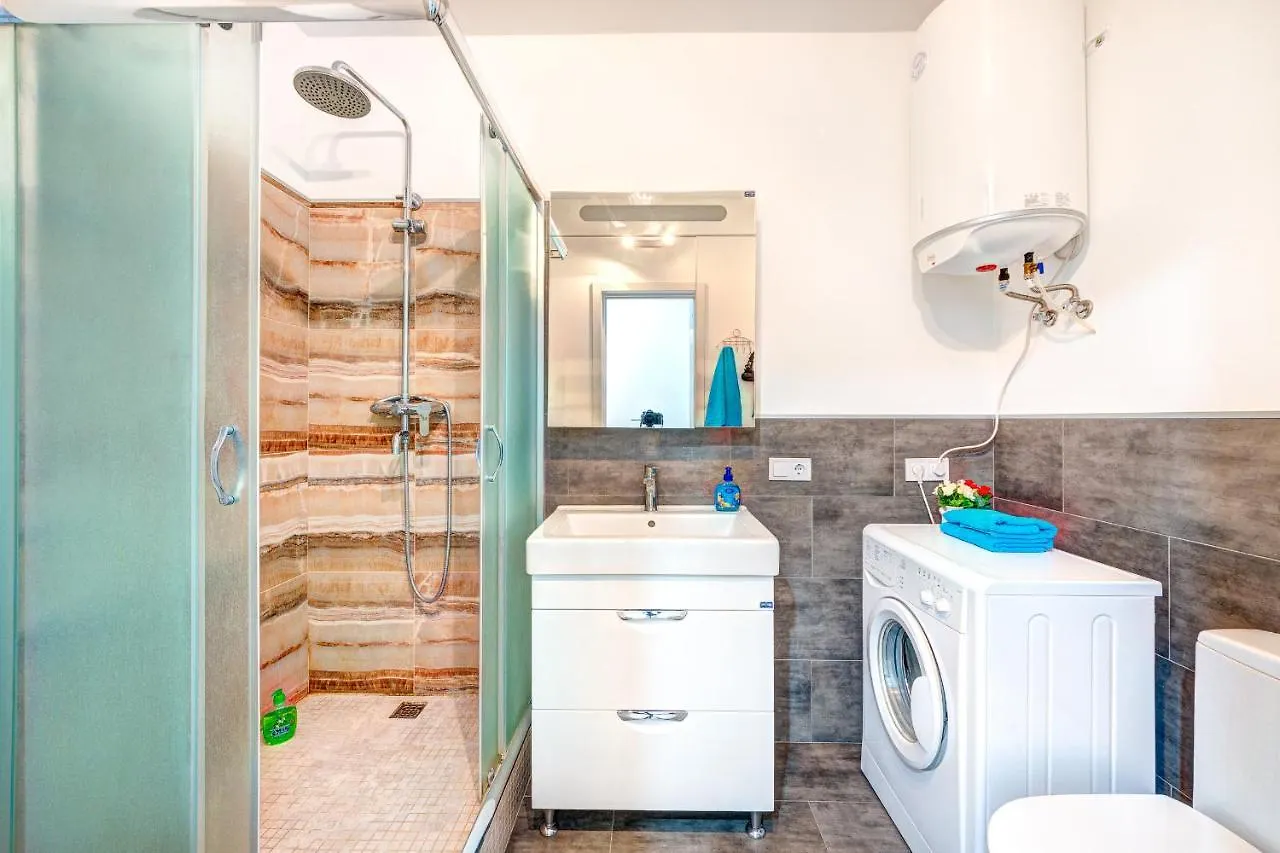 Apartments Near Kiev Botanical Garden Ym.Hryshka
